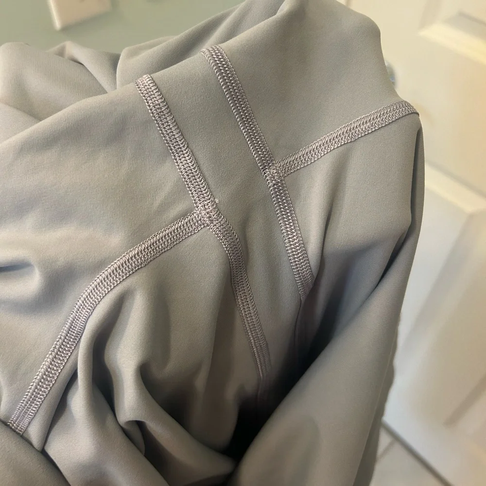 Lululemon align low rise flare leggings - Picture 10 of 14